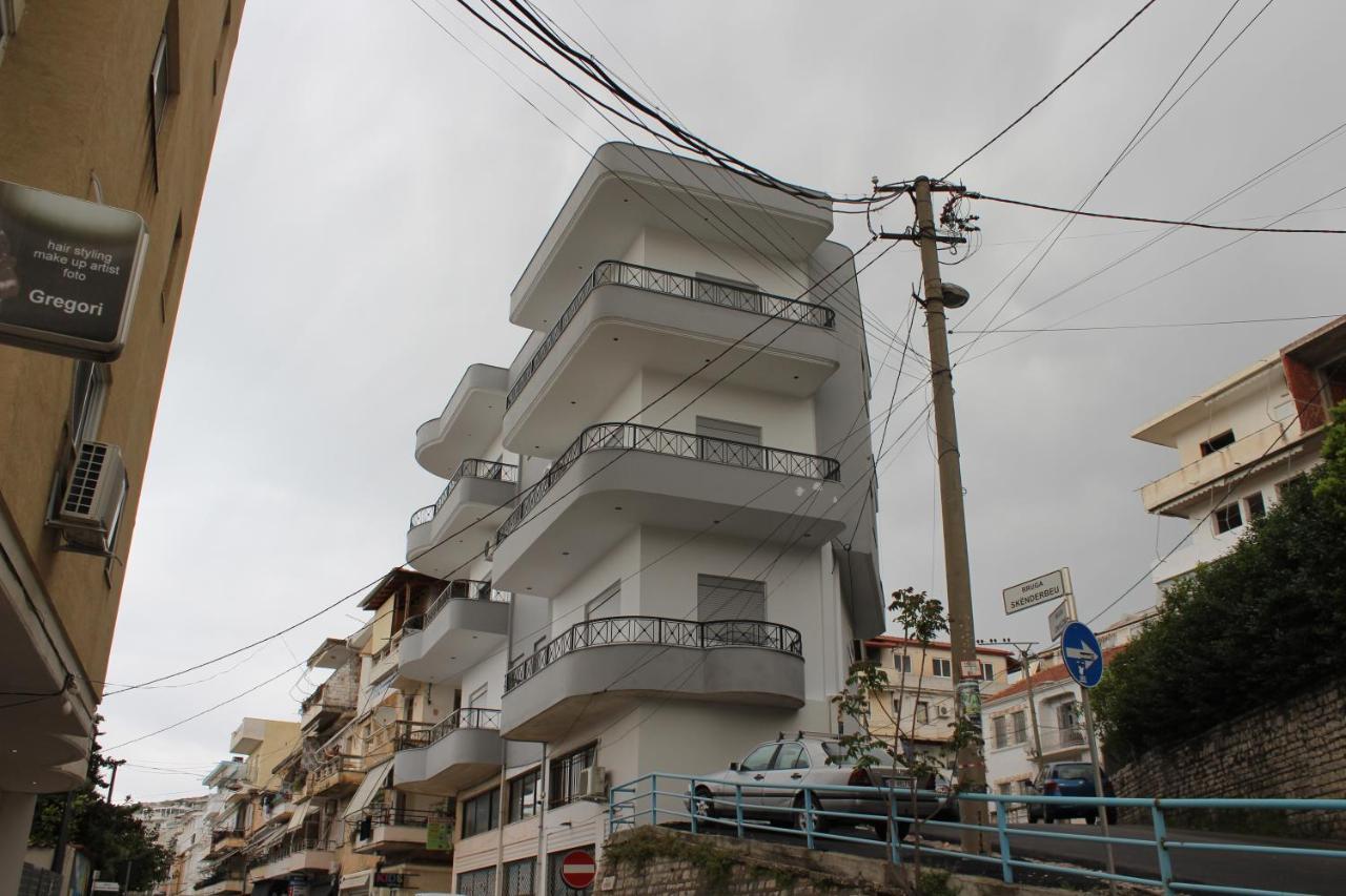 Margaritas Apartments Sarande Ngoại thất bức ảnh