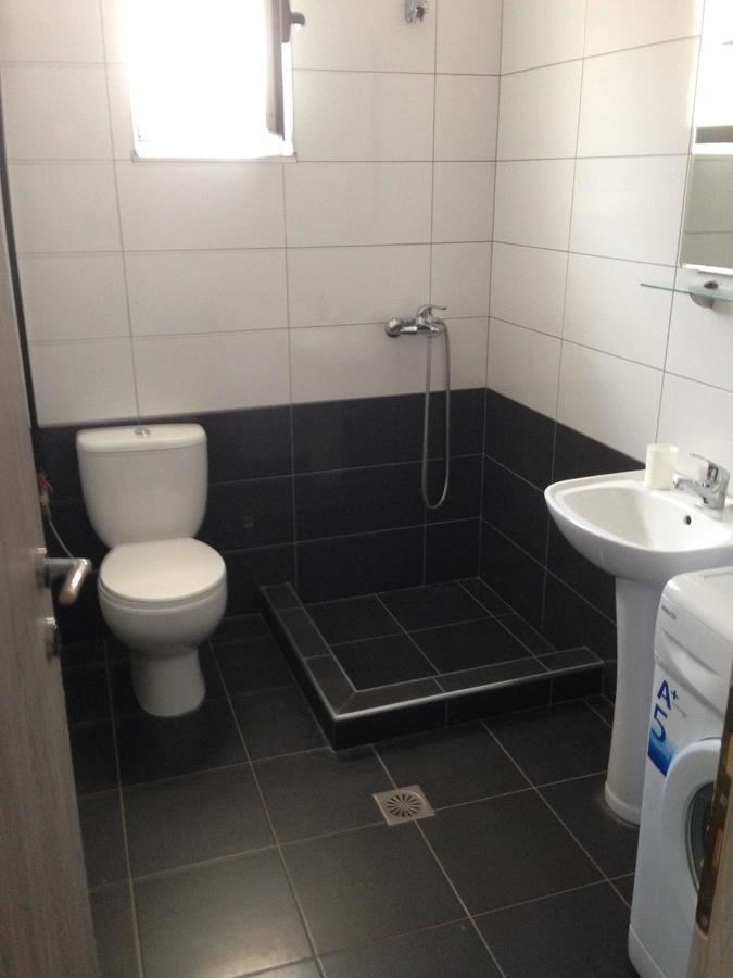 Margaritas Apartments Sarande Ngoại thất bức ảnh